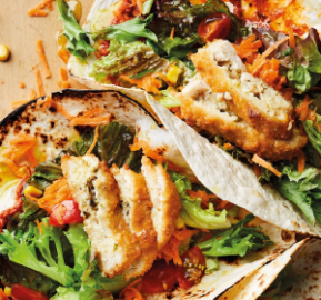 Close up of healthy chicken tacos